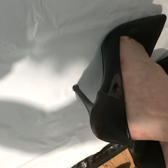 Steven by Steve Madden- Classy 4 inch black heels- size 8 - Picture 11 of 13